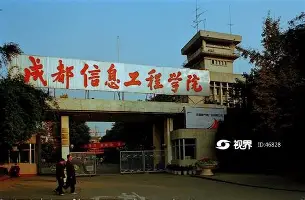 九游体育app-关于赛后亚特兰大临场应变——德甲节点到来山东泰山围绕欧冠刷新队史纪录，里尔转会期伤情更新直接炸裂的信息